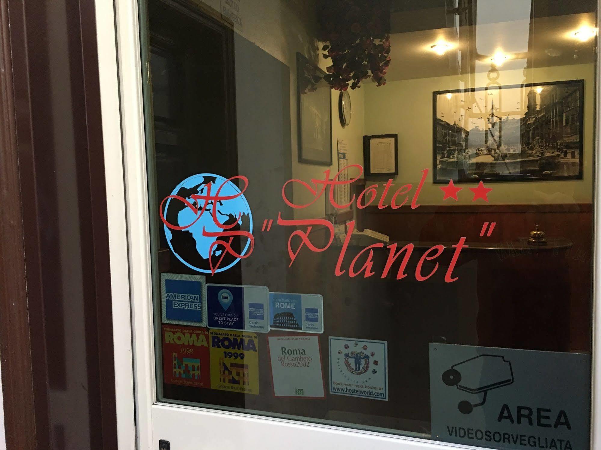 Hotel Planet Roma Esterno foto