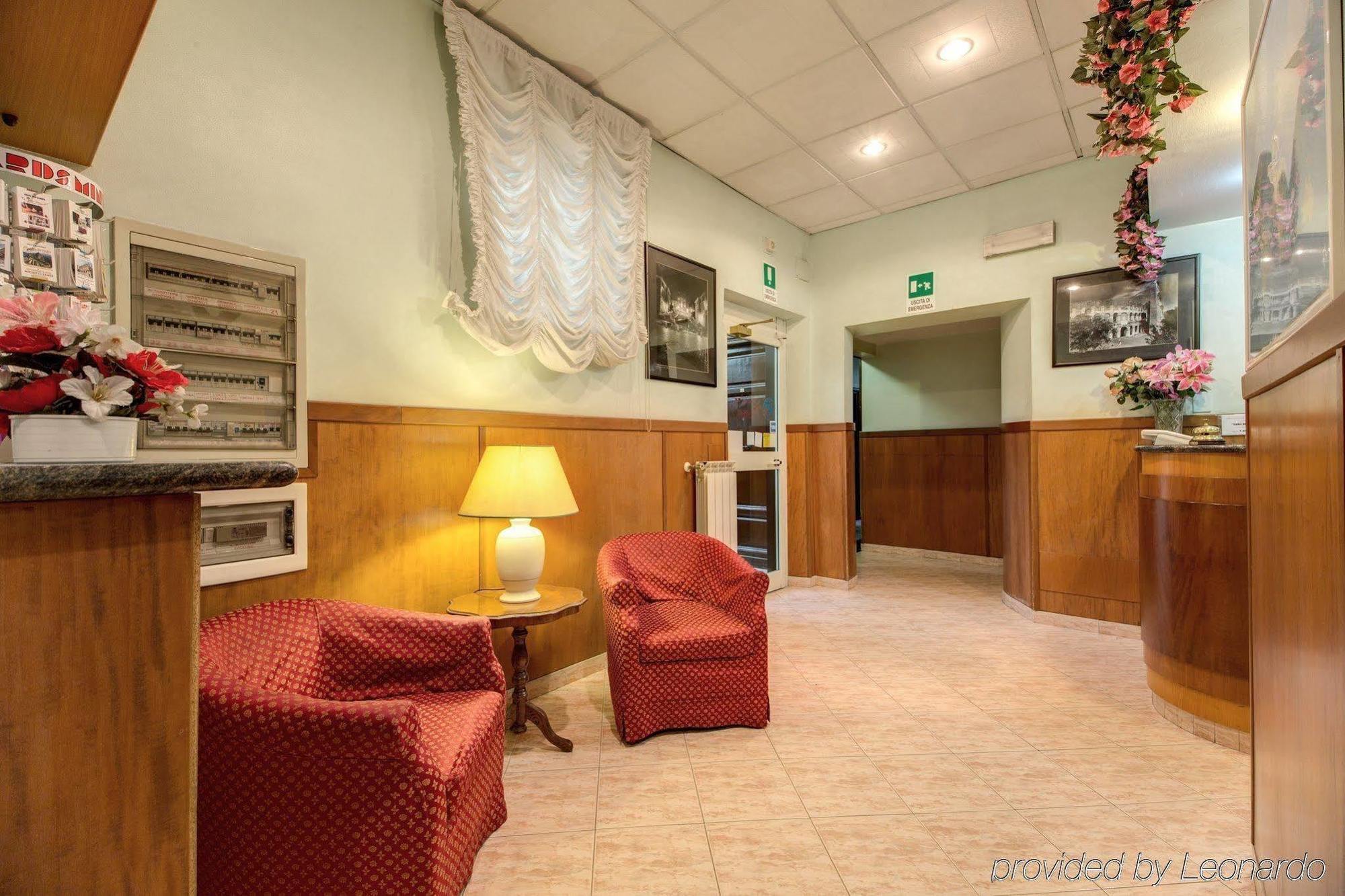 Hotel Planet Roma Esterno foto